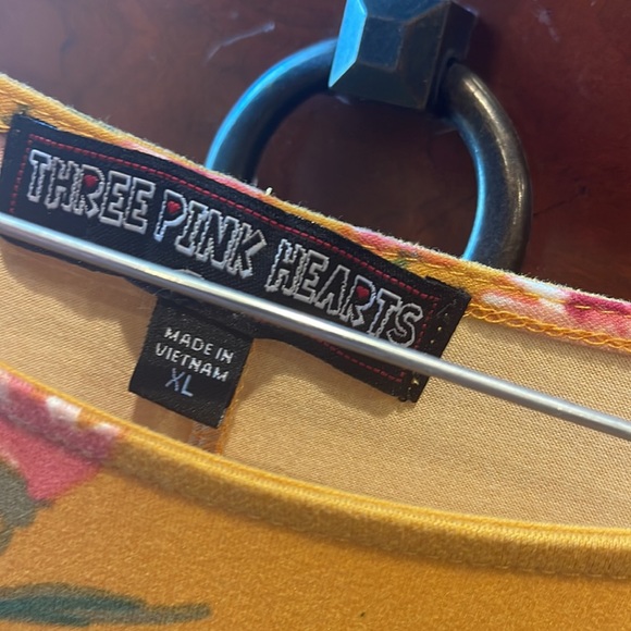 GIRLS XL FLORAL DRESS BY THREE PINK HEARTS - Picture 4 of 6